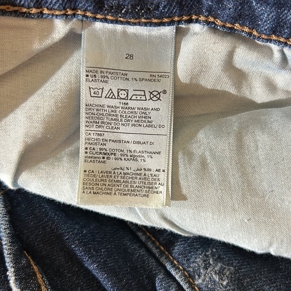 Old Navy Extra High Rise Curvy Sky Hi Straight Jean Secret Slim Pockets‎ Size 28 - Picture 8 of 11